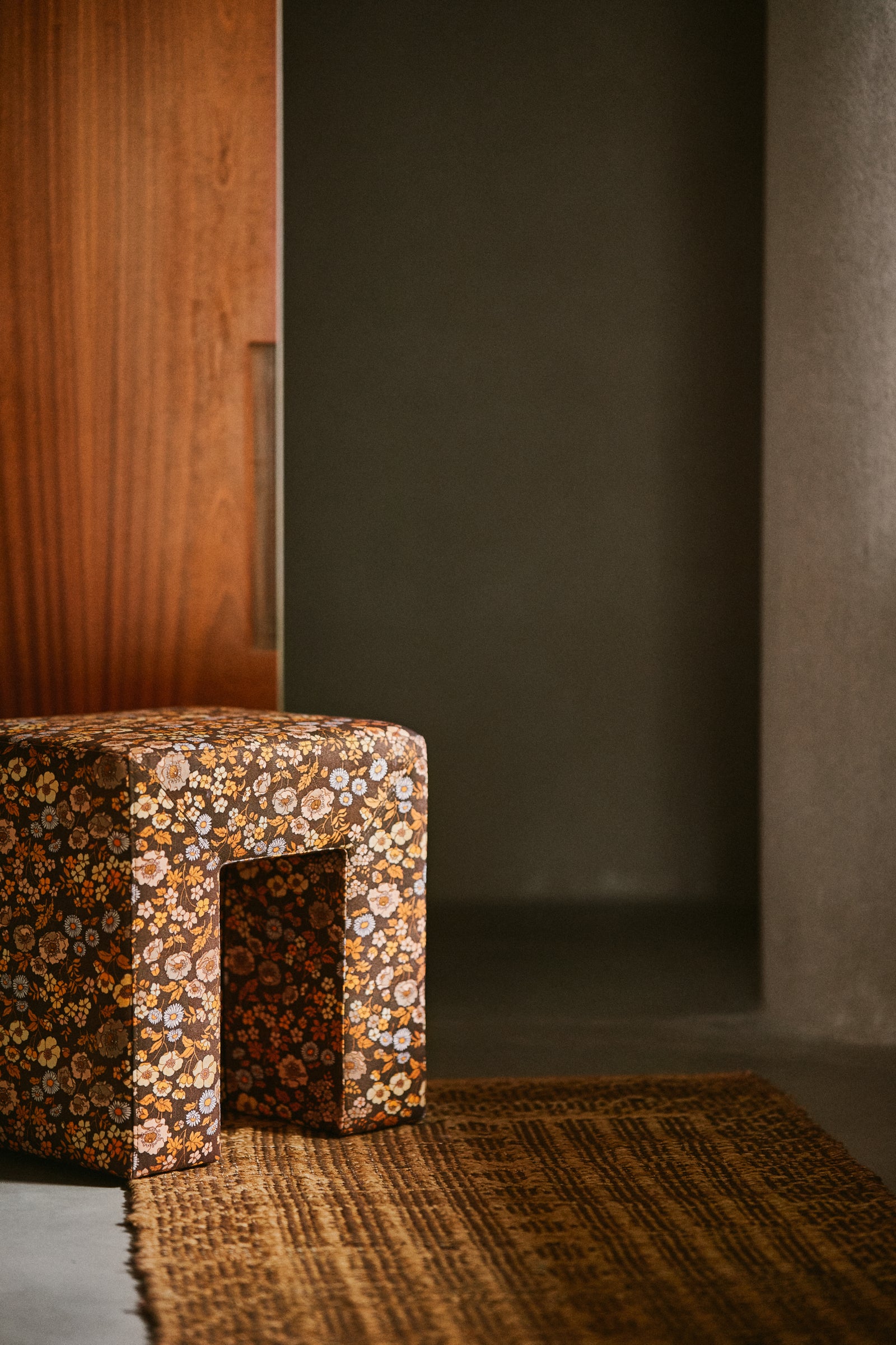 HKliving Lobby Stool Bloom