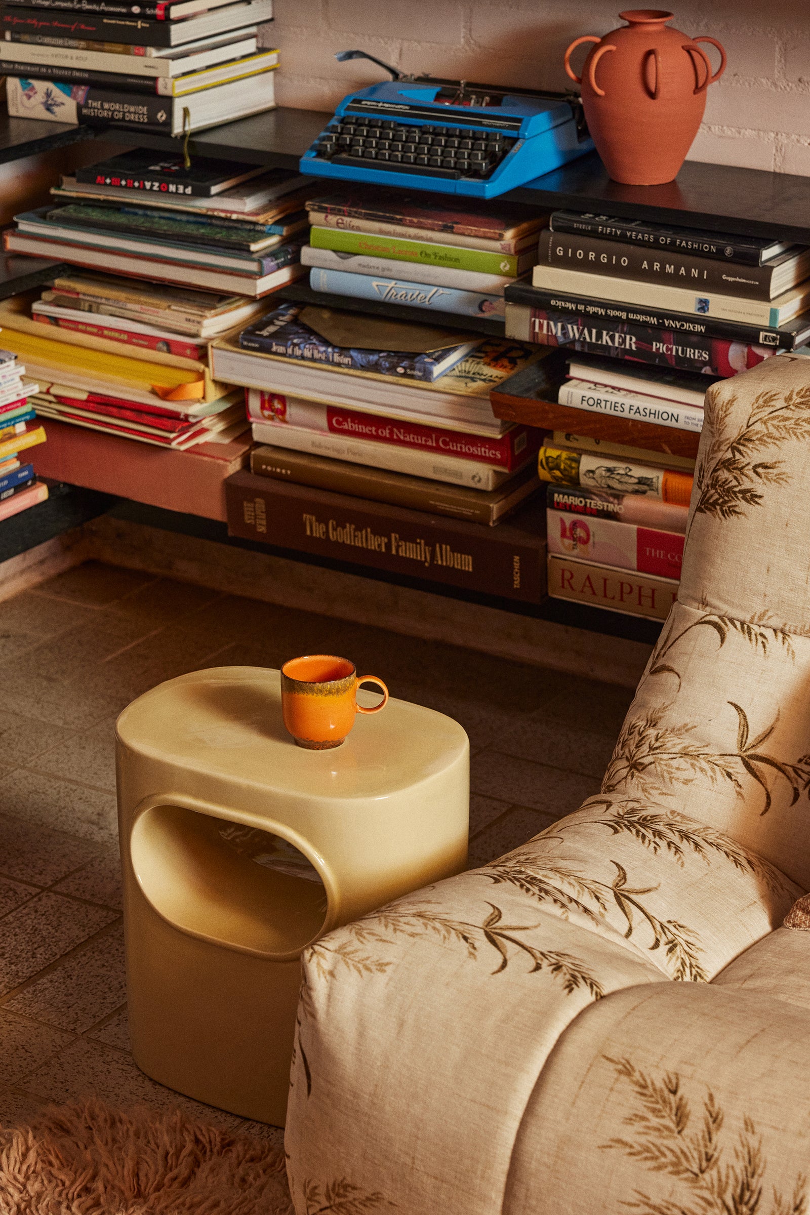 HKliving 70s ceramics: café mug liberica
