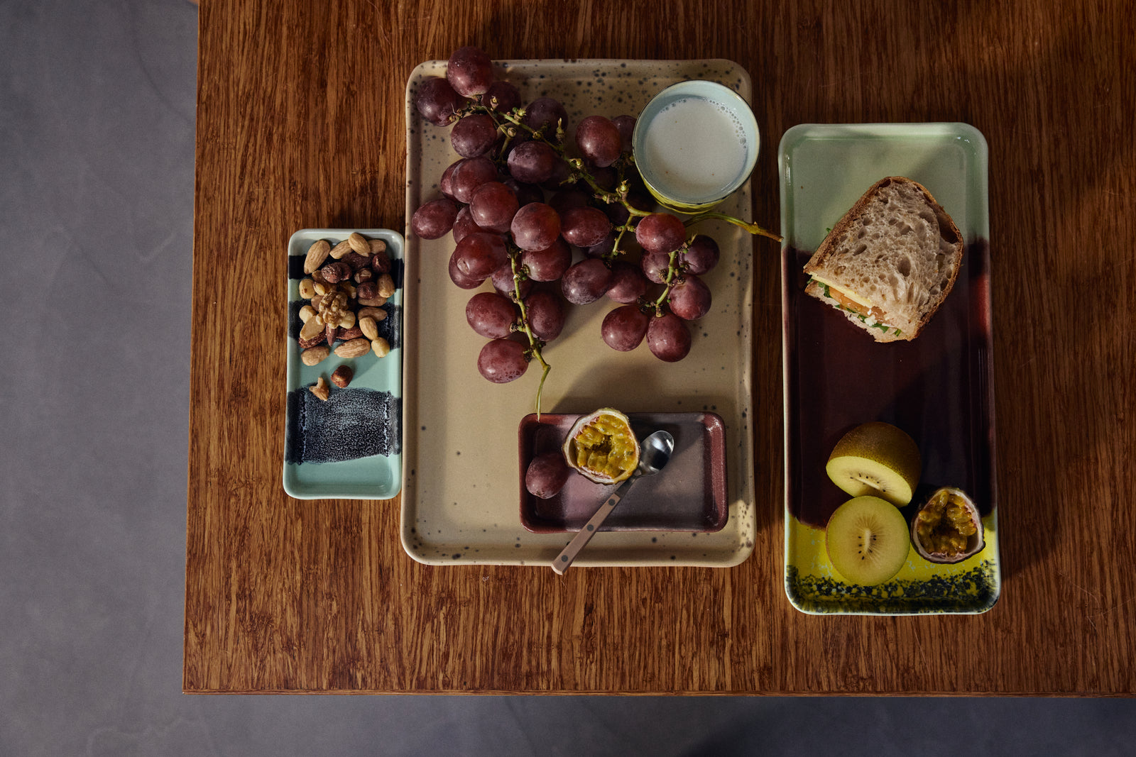 HKLIVING 70s Ceramics: Large Tray Grit