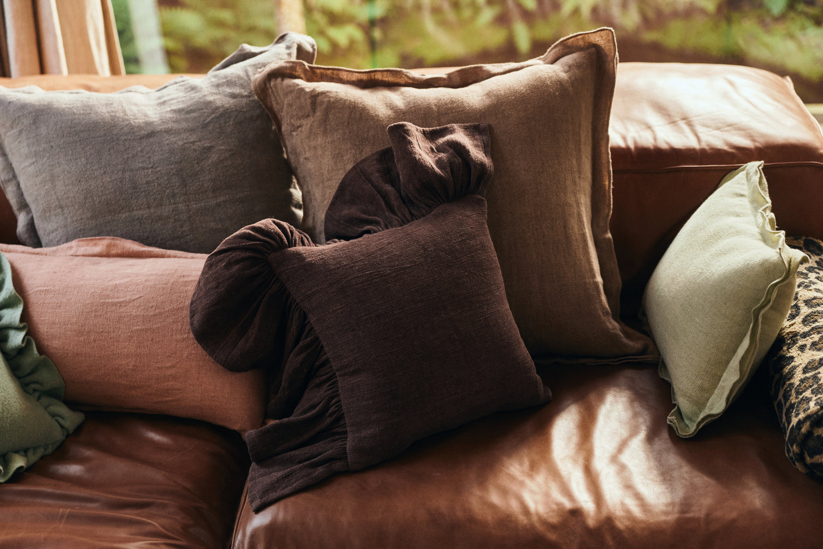 HKLIVING Ruffle cushion, chestnut 50x50cm