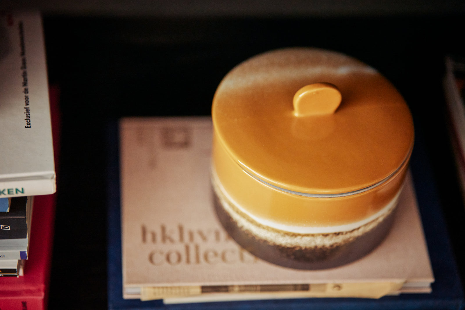 HKliving 70s ceramics: cookie jar fire