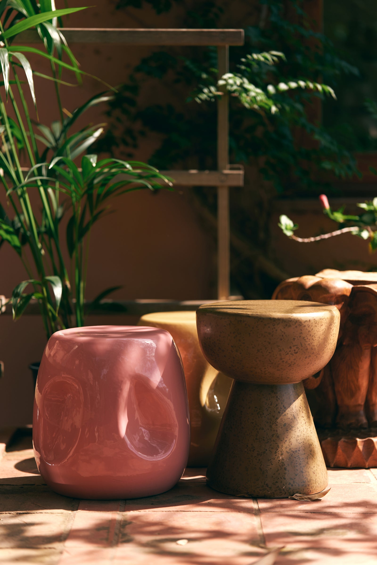 HKliving Currents Ceramic Side Table Coral
