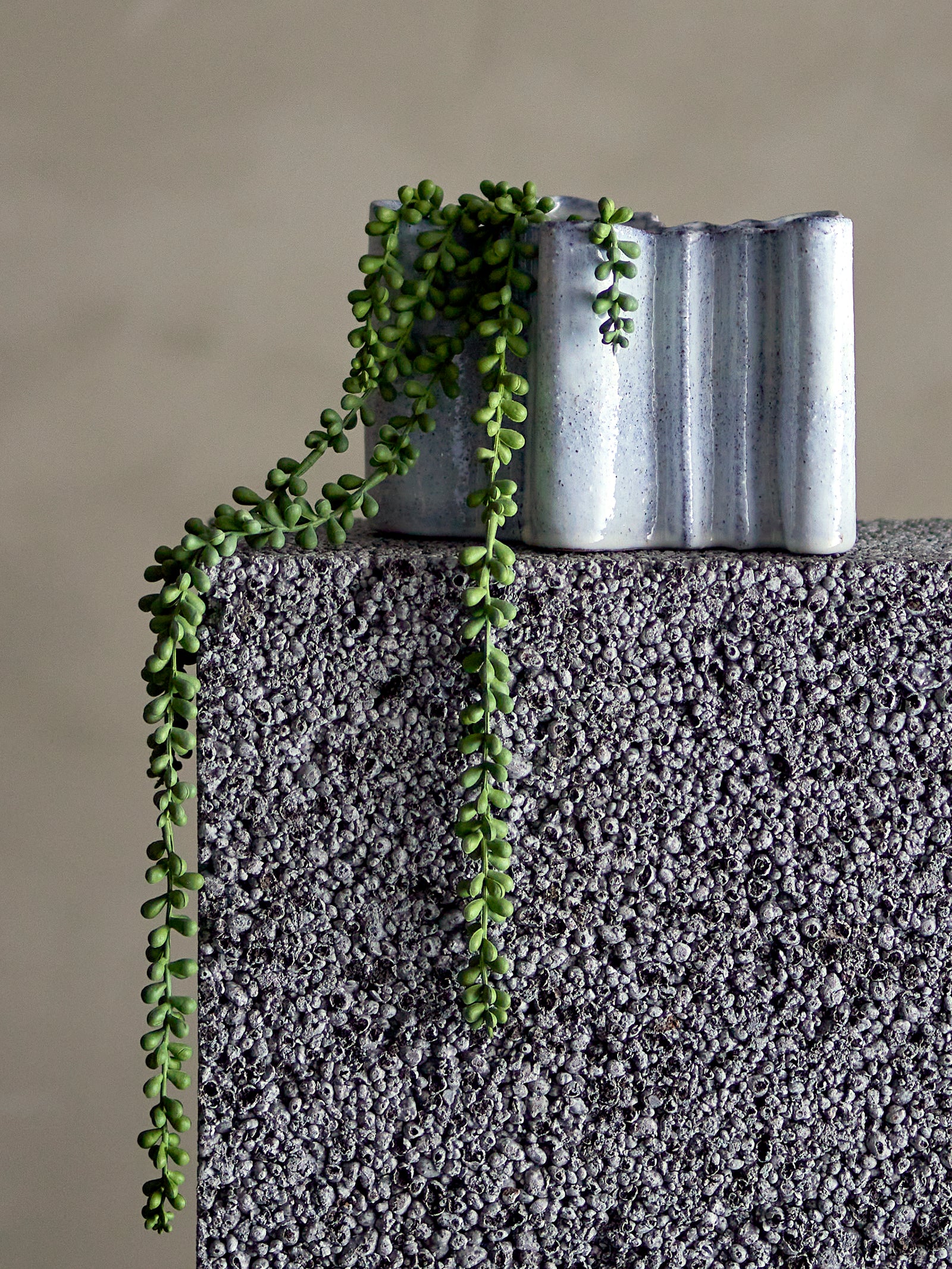 Lindae Vase, Planter