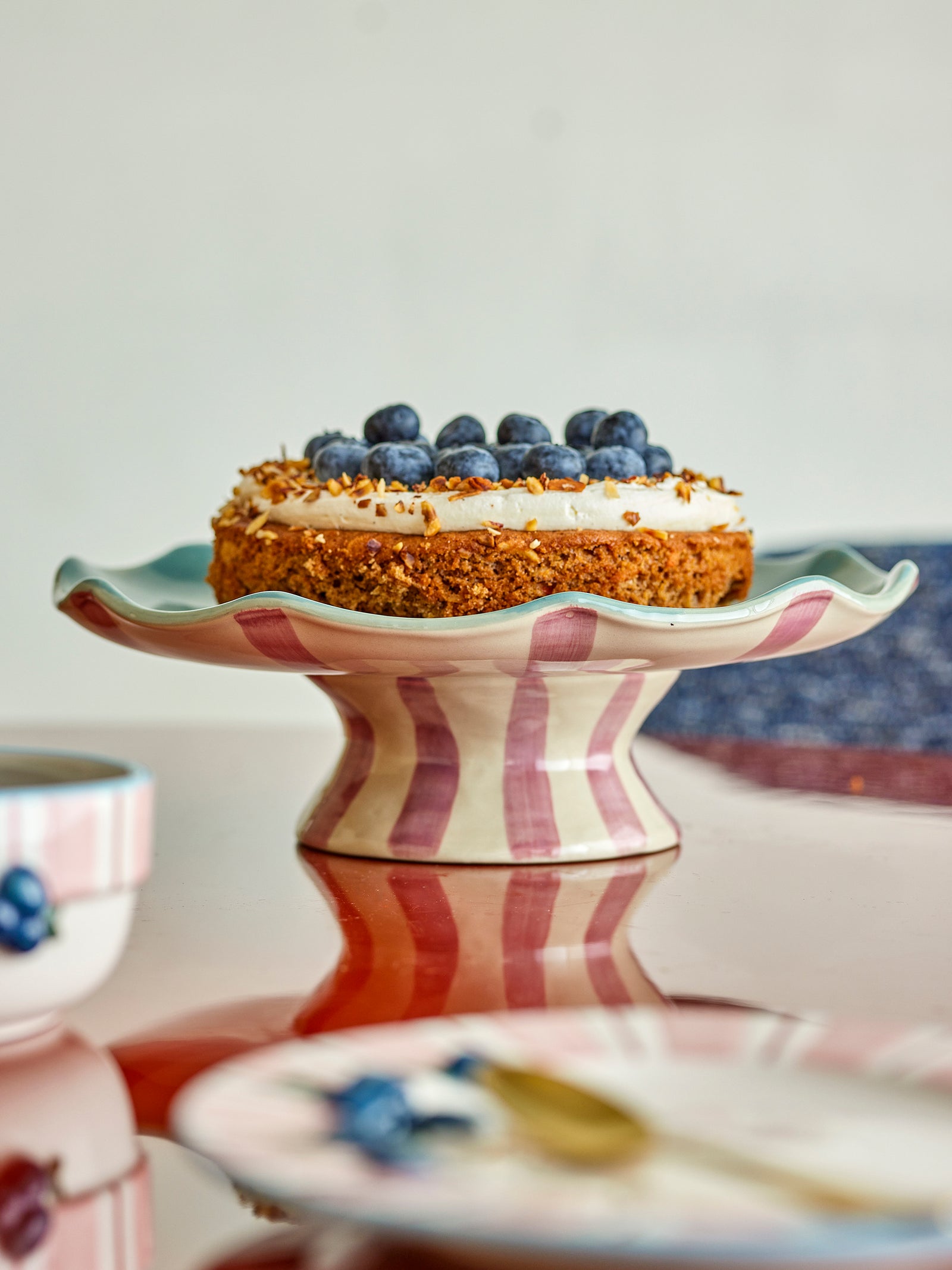 Willa Cake Tray Multi, Stoneware