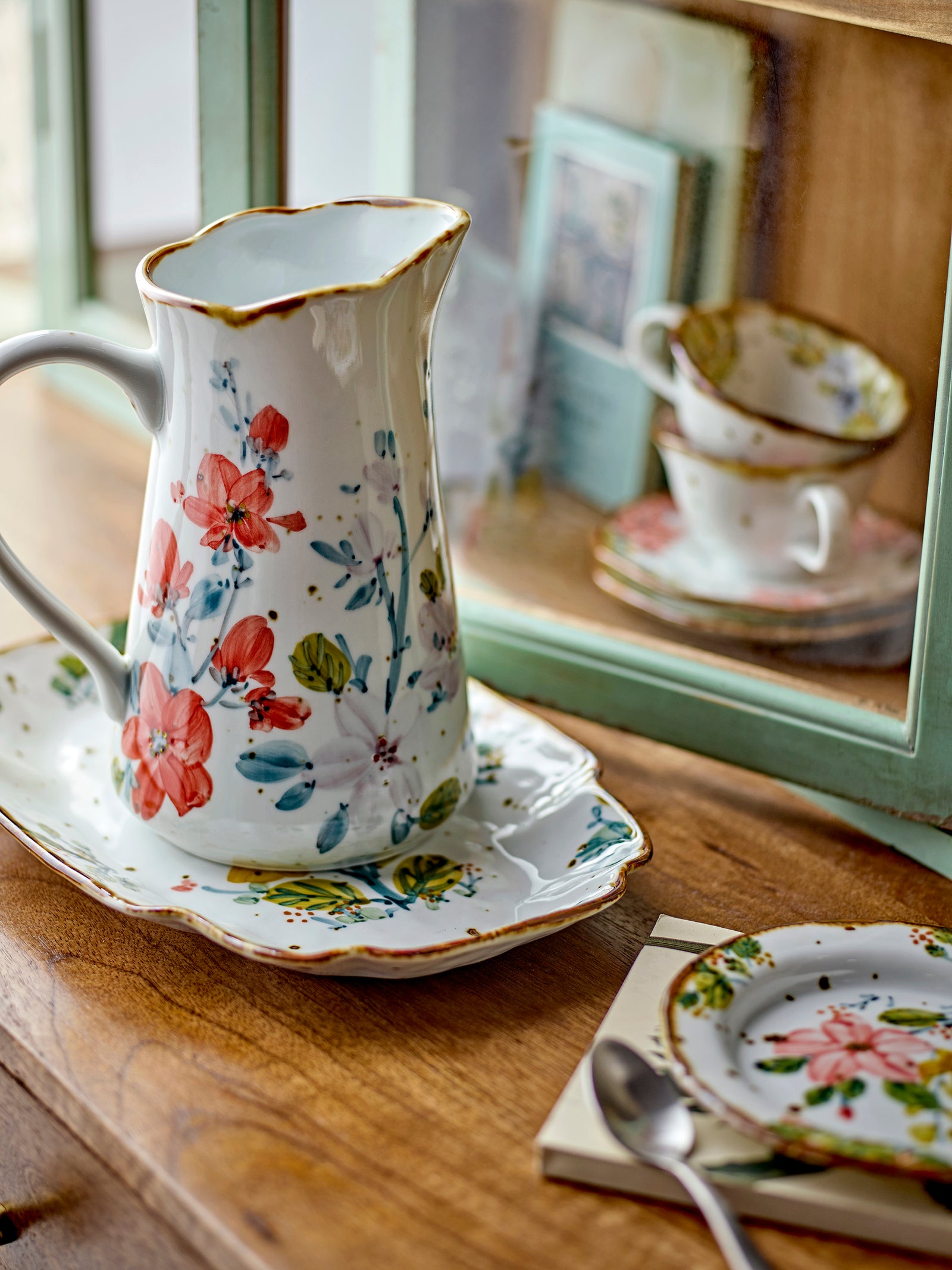 Savina Jug Stoneware