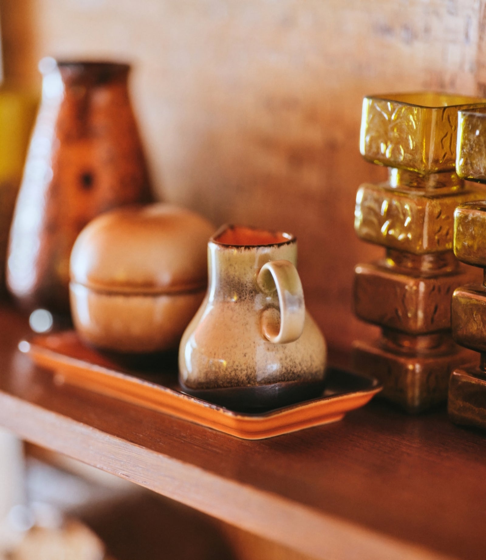 HKliving 70s ceramics: milk jug 8 AM