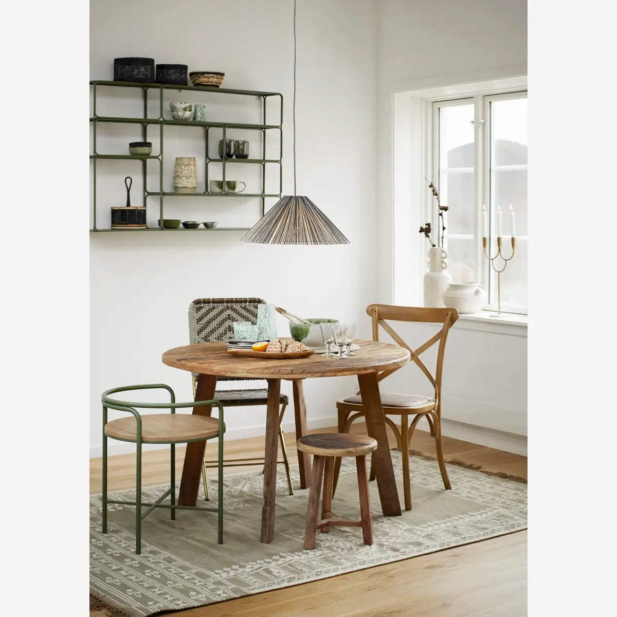 Recycled Round Dinning Table