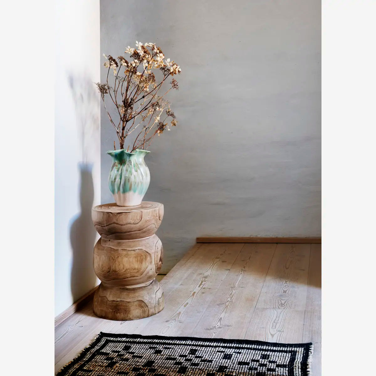 Stoneware Vase Tulip - Madam Stoltz