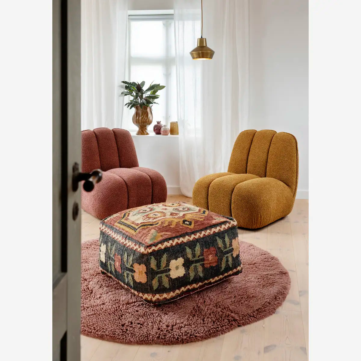 Round Tufted Woolen Rug Dusty Rose (ø150cm) Madam Stoltz