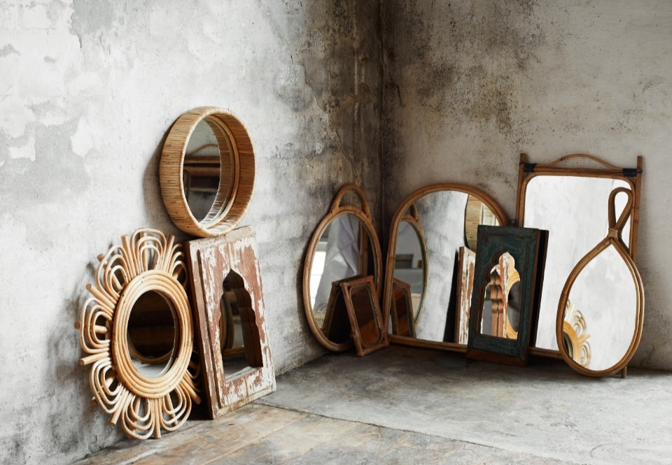 Oval Mirror With Bamboo