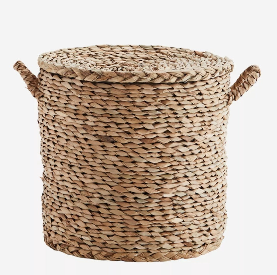 Seagrass Basket With Lid