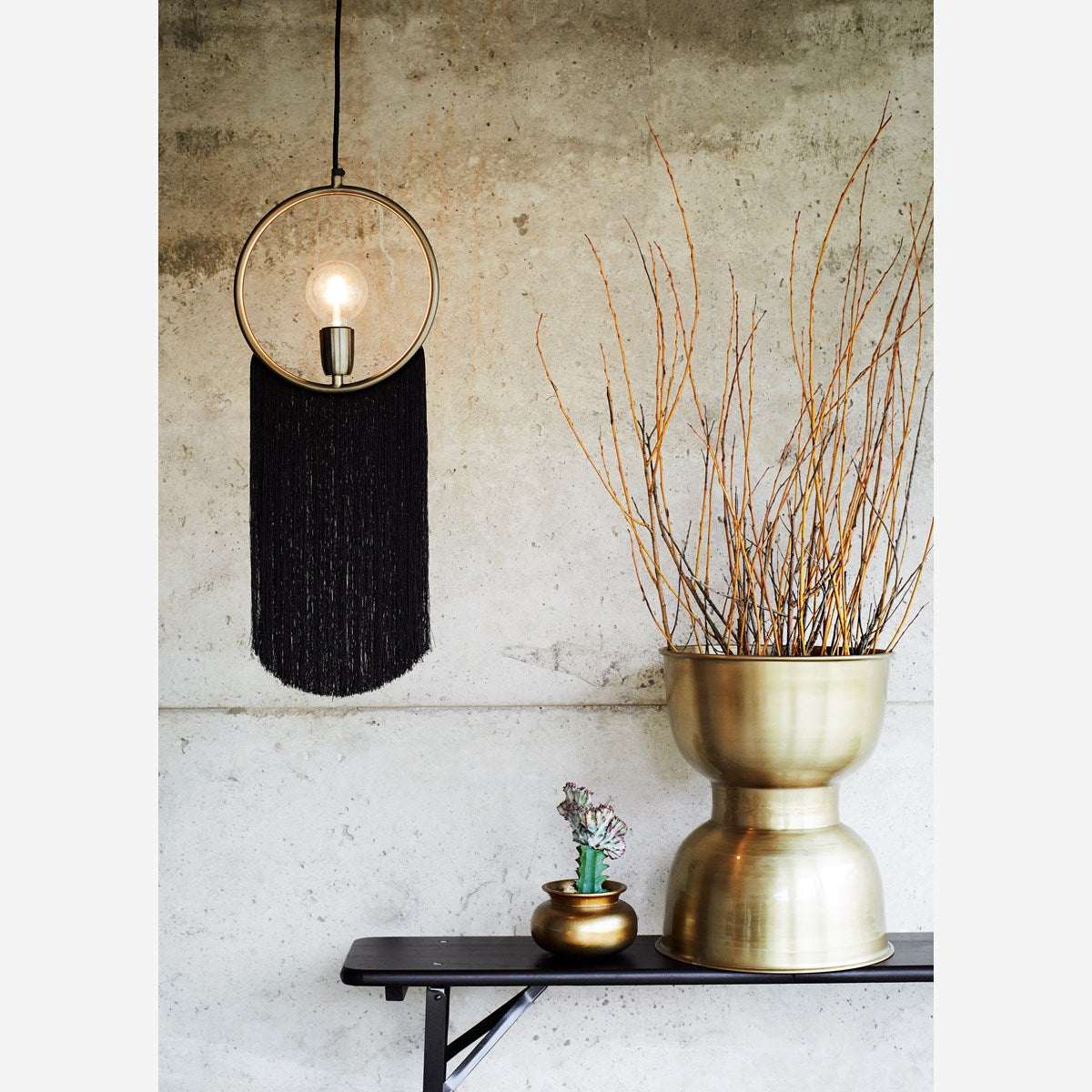 Tassel Pendant Lamp Black/Gold- Madam Stoltz