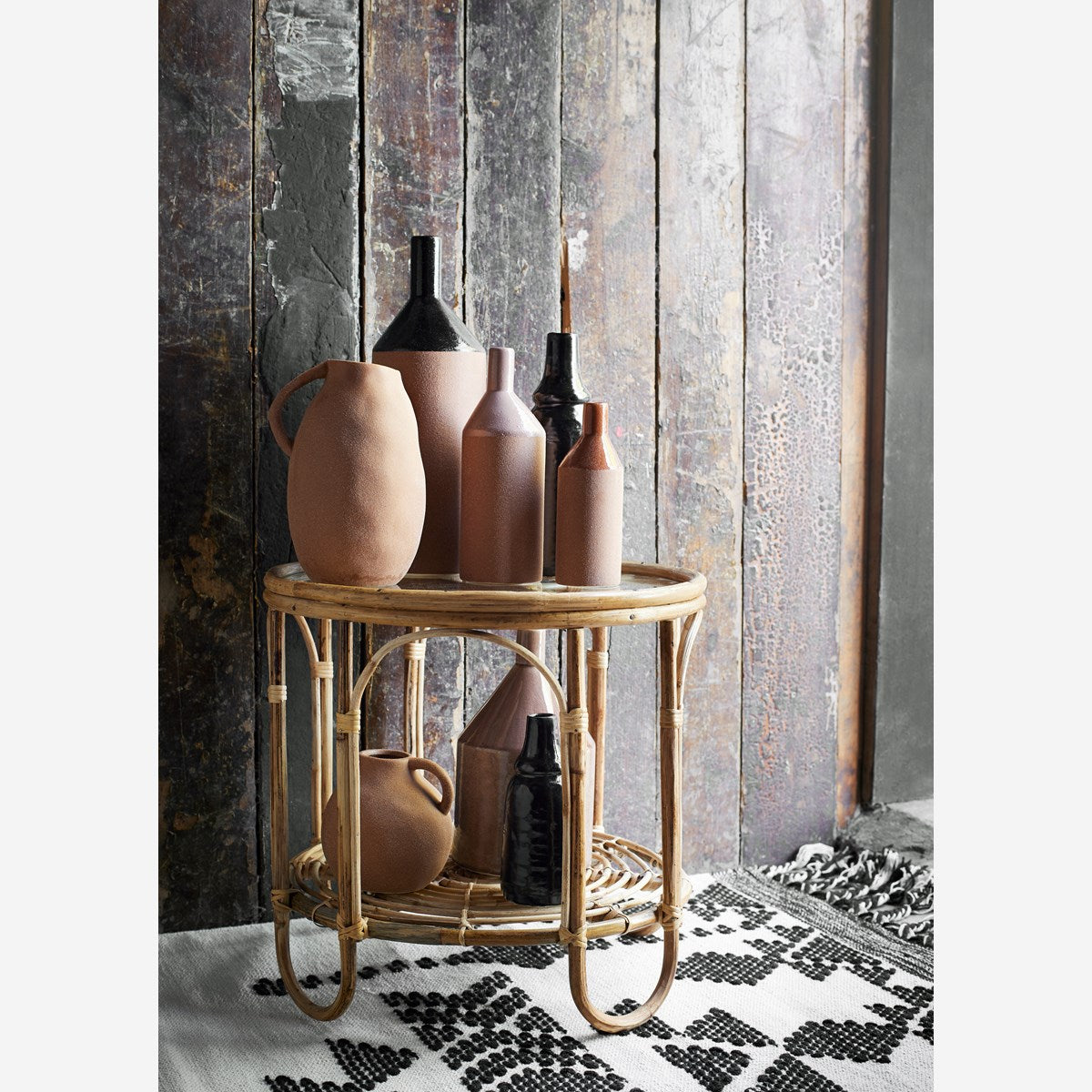 Stoneware Vase -
Madam Stoltz