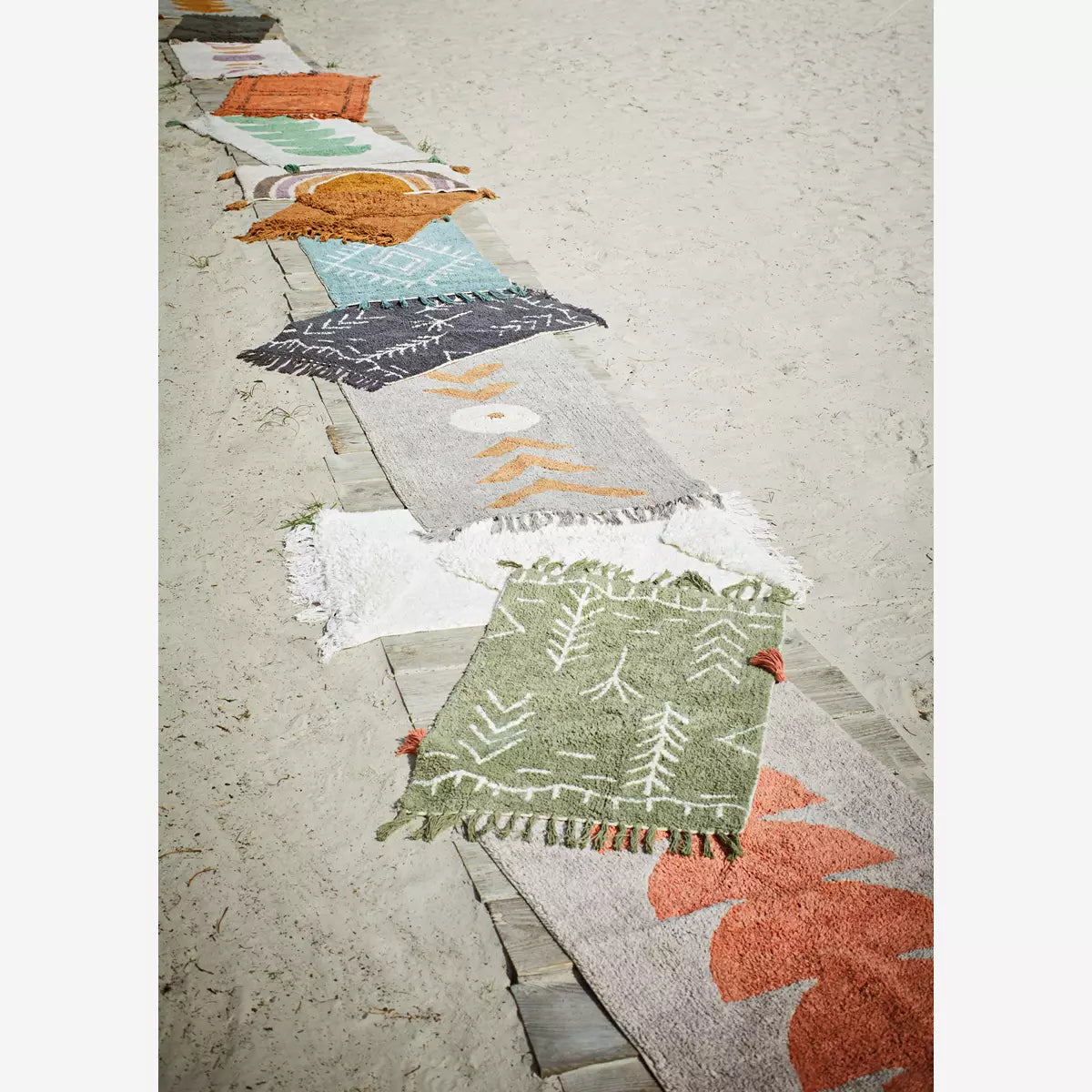 Tufted Cotton Runner With Tassels Greige Coral