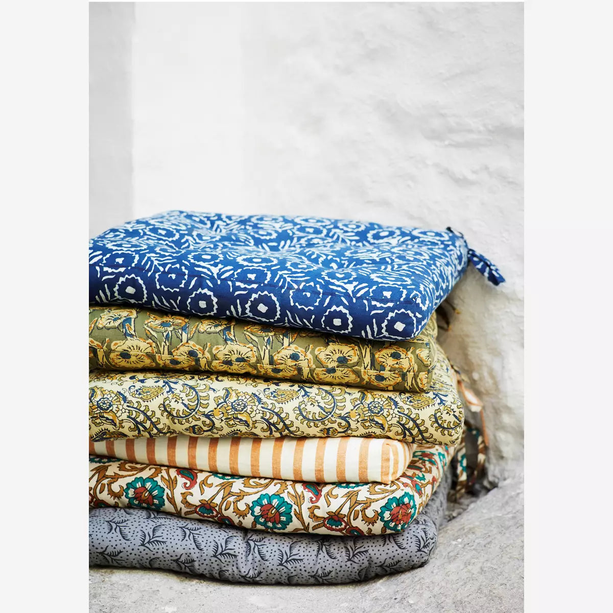 Printed Cotton Seat Pad Blue, White
